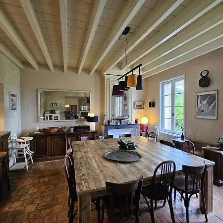 La Dame De Onze Holiday home Saint-Emilion